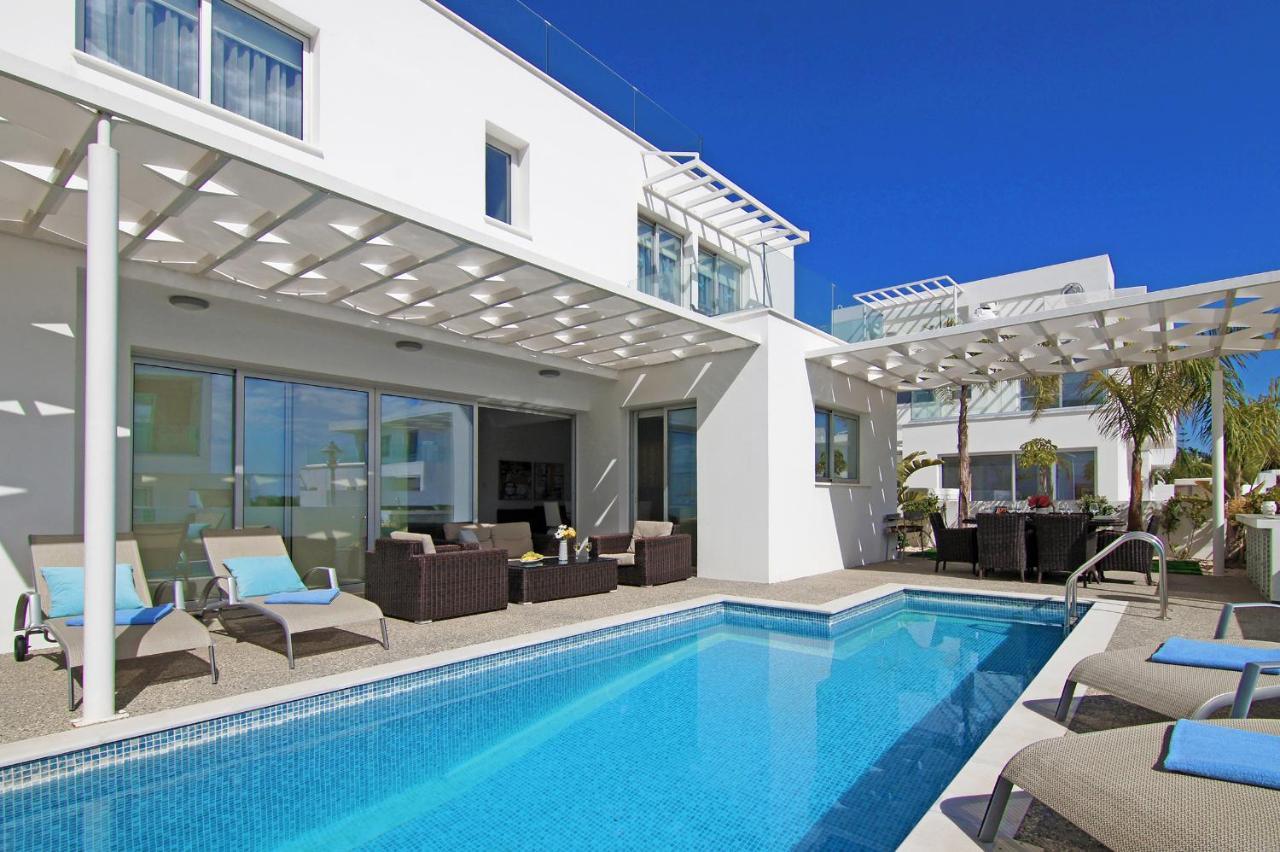 Villa Sunday Ayia Napa Ngoại thất bức ảnh