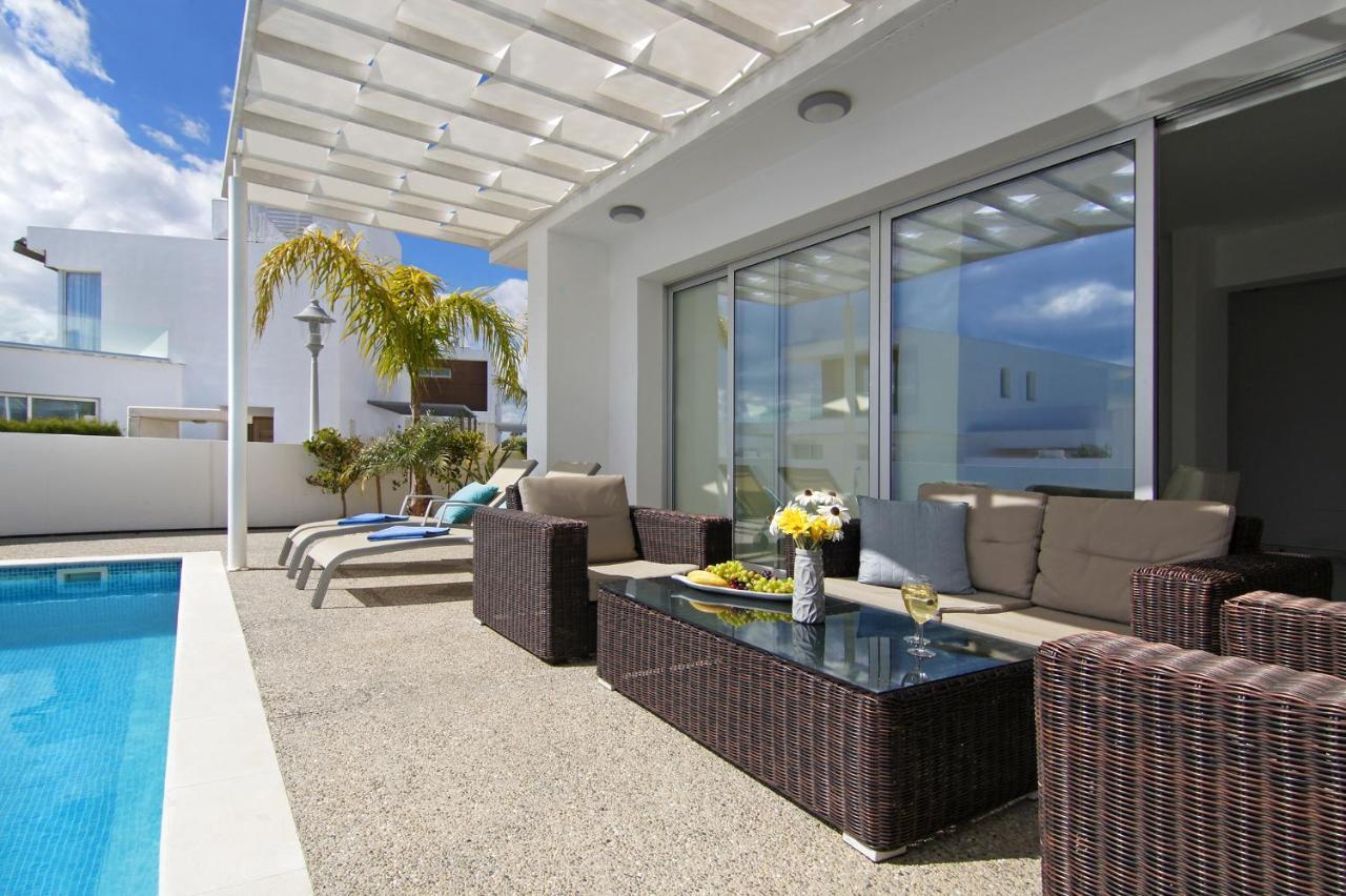 Villa Sunday Ayia Napa Ngoại thất bức ảnh