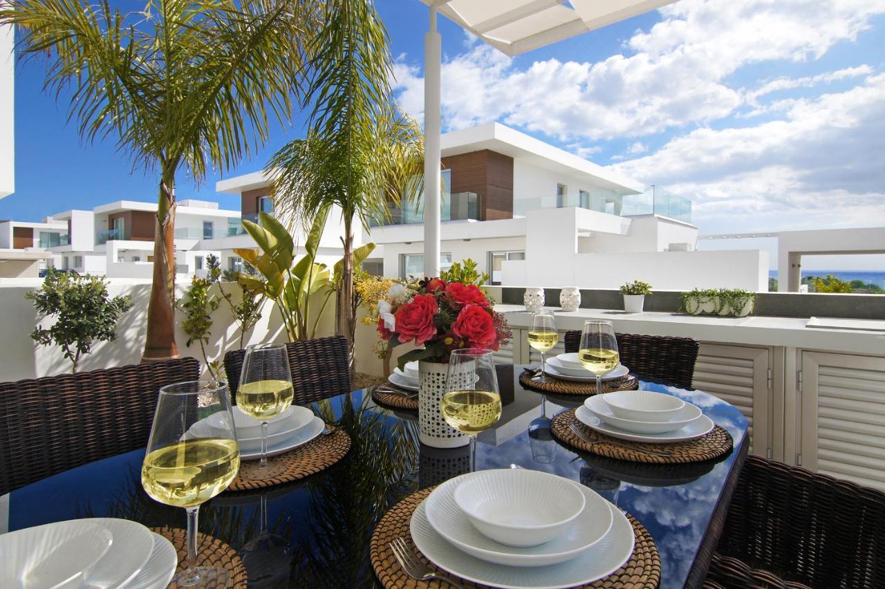 Villa Sunday Ayia Napa Ngoại thất bức ảnh