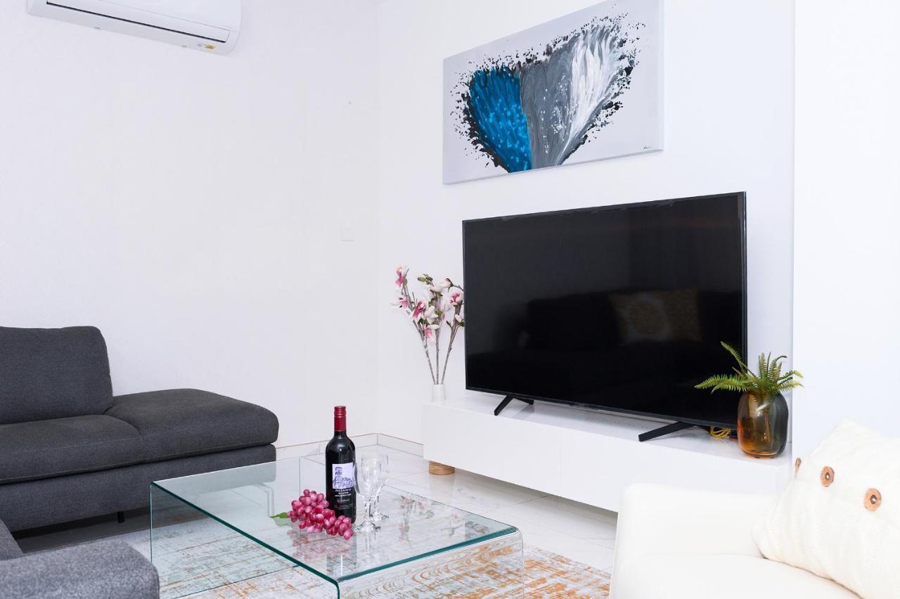 Villa Sunday Ayia Napa Ngoại thất bức ảnh