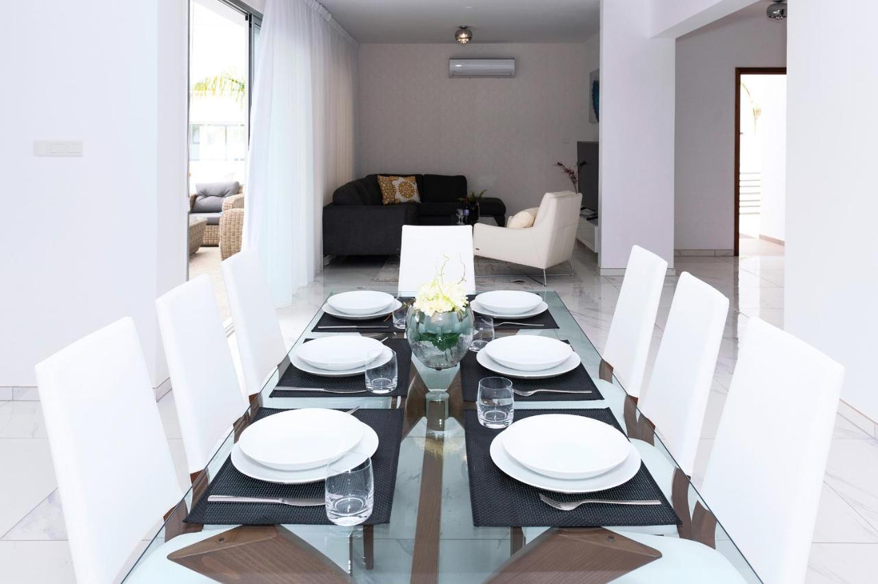Villa Sunday Ayia Napa Ngoại thất bức ảnh
