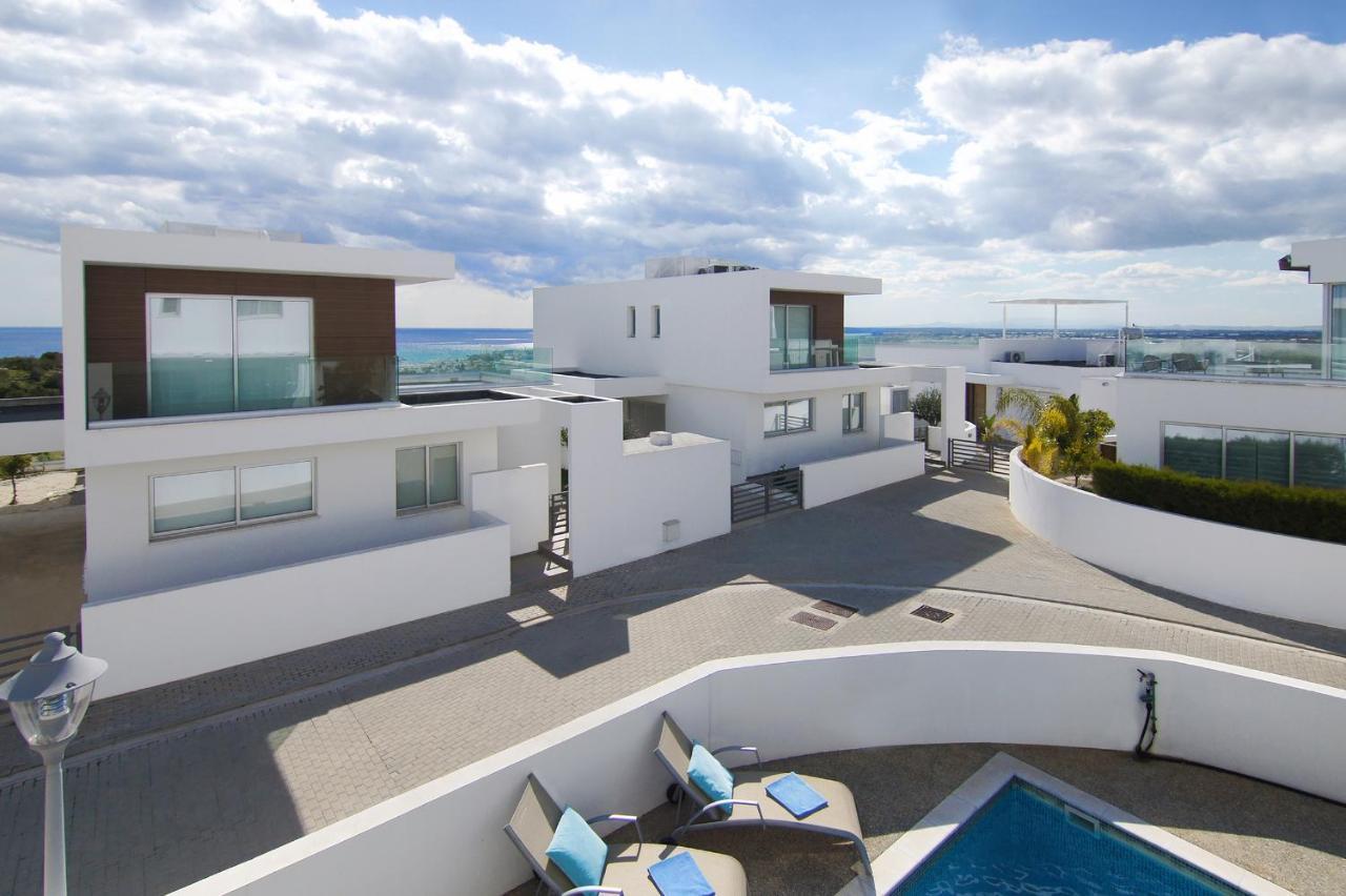 Villa Sunday Ayia Napa Ngoại thất bức ảnh